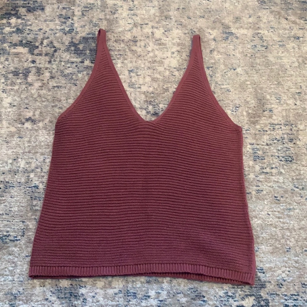 Express V neck tank